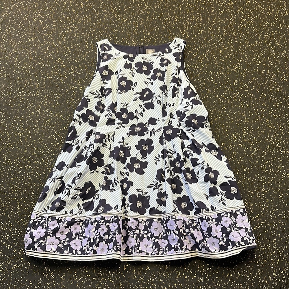 Vince Camuto Dress